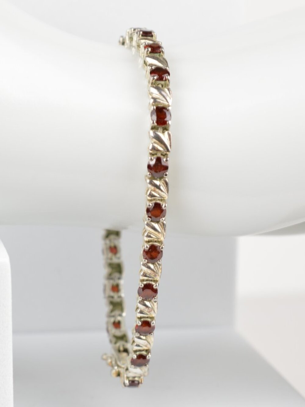 VTG 925 Sterling Silver Garnet Tennis Bracelet 7" Chevron Link 13.6g CI Signed